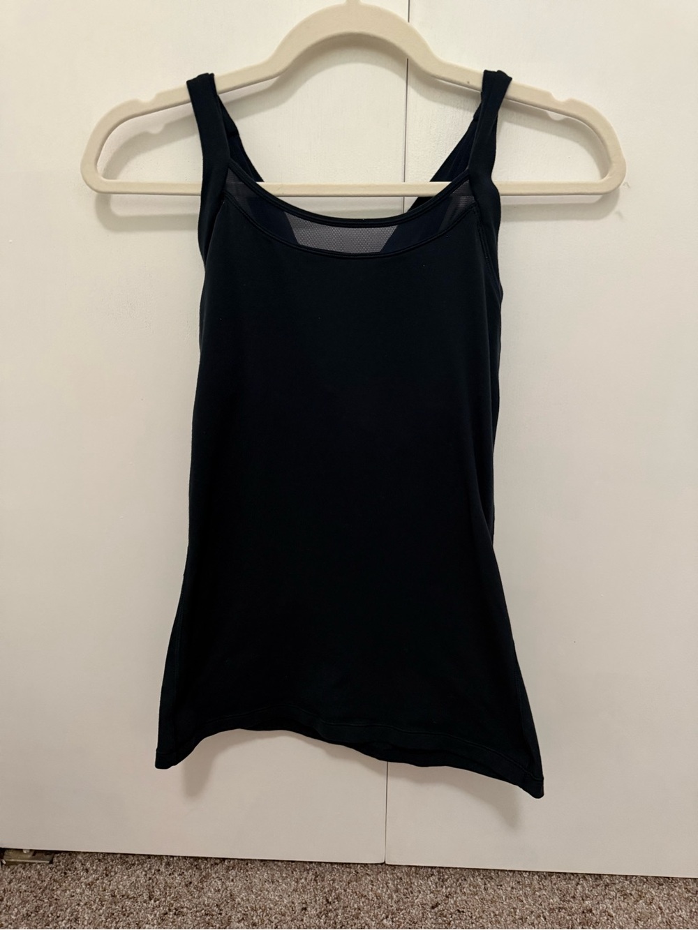 Lululemon Compassion Tank Luon Size 6 in Navy Blue
